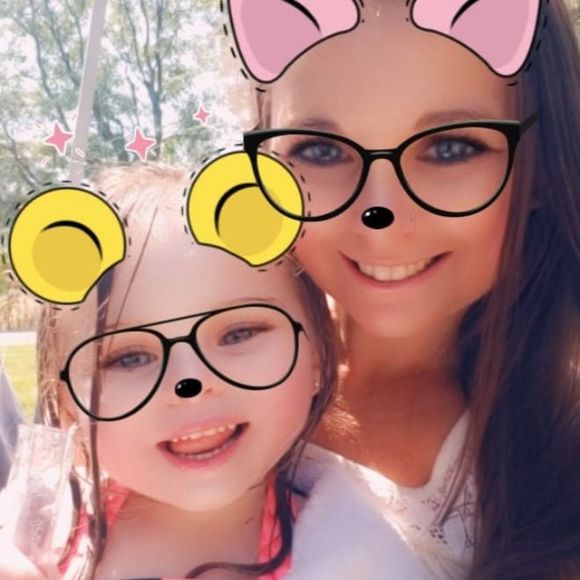 Meet your Posher, Kayla - Picture 1 of 1